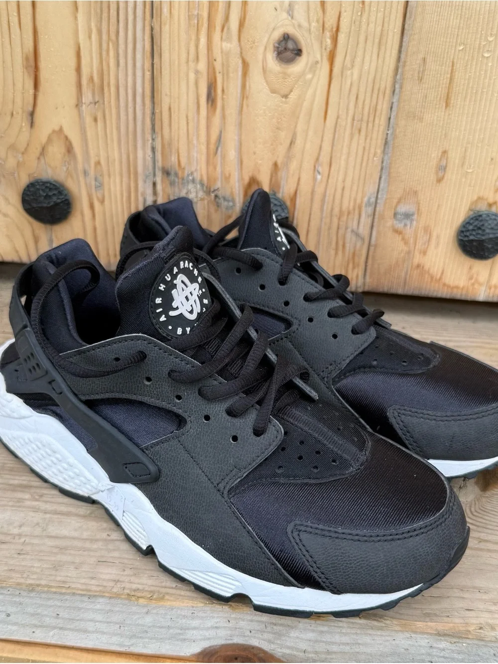 Nike Air Huarache Run Black White Trainers Women’s Size 7 RunningShoes Sneakers - Picture 4 of 8
